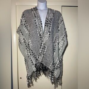 Sonoma Scarfigan Fringe Shawl Wrap NWT OS grey black white